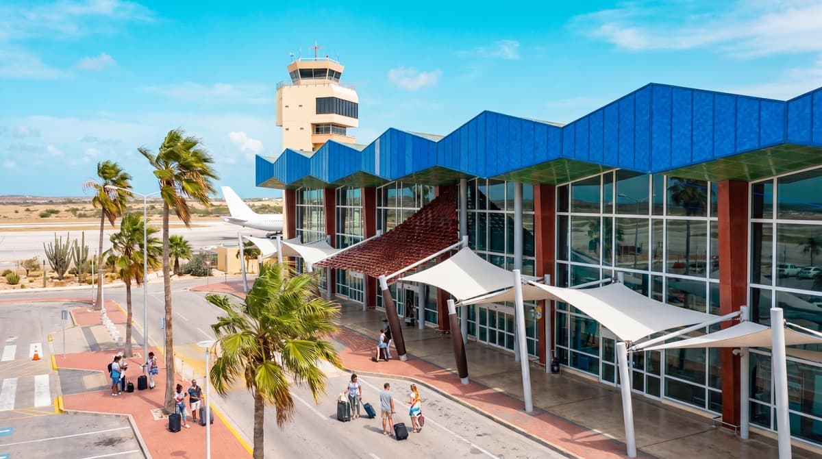 Aruba Airport Guide: Everything You Need to Know About AUA