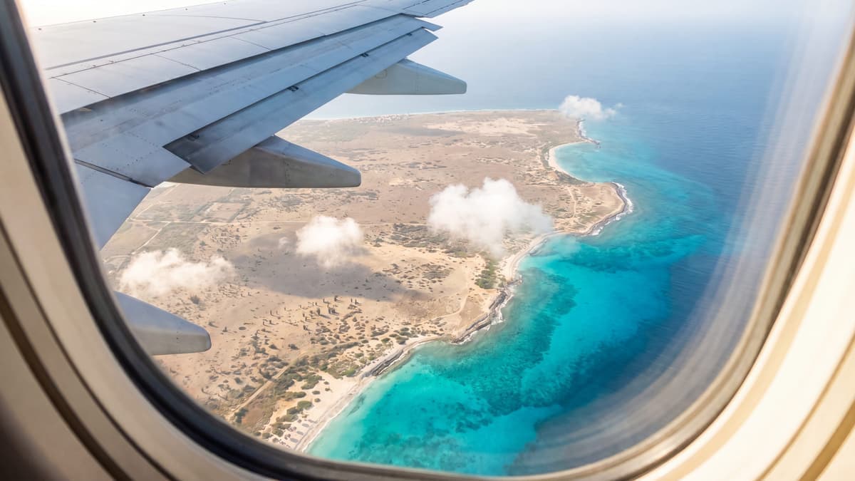 Getting to Aruba in 2026: Every Nonstop US Route and How to Find a Cheap Fare