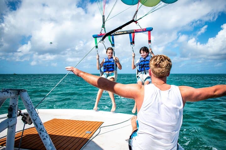 Parasailing over Palm Beach, Palm Beach (between the Hilton and the Barcelo), Aruba